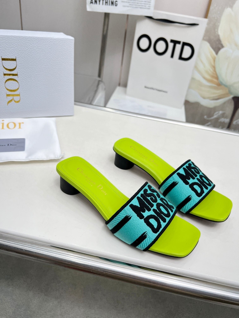 ch**an D*or slippers